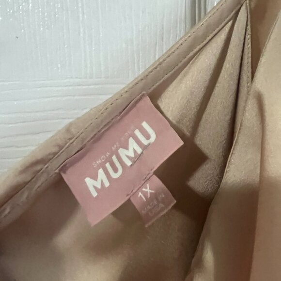 Show Me Your Mumu Samantha Ruffle Wrap Dress ~ Champagne Luxe Satin 1X - Picture 3 of 5